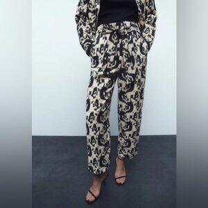 Zara Paperbag High Waisted Animal Print Belted Trousers size M